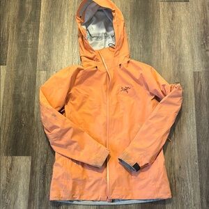 Arc’teryx Beta Jacket Medium